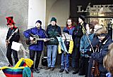Zpívání na náměstí o vánocích 2000