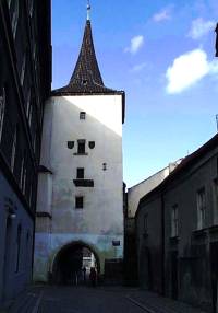 Velvarská brána